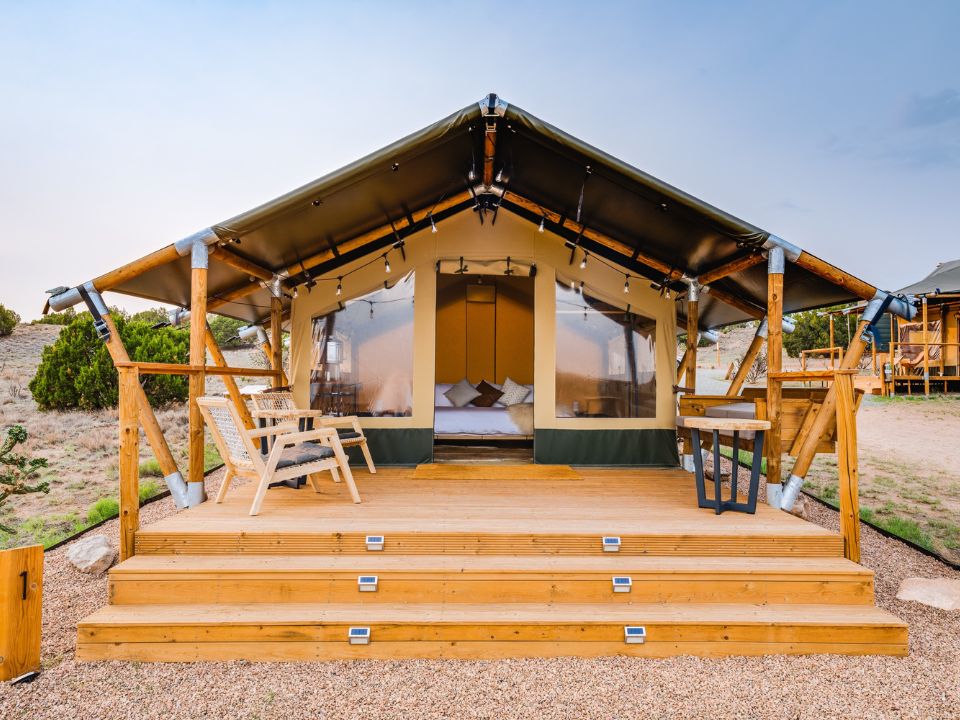 Clam Ineenstorting tweedehands Safari tent Compact | Meet our glamping tents | Outstanding Tent